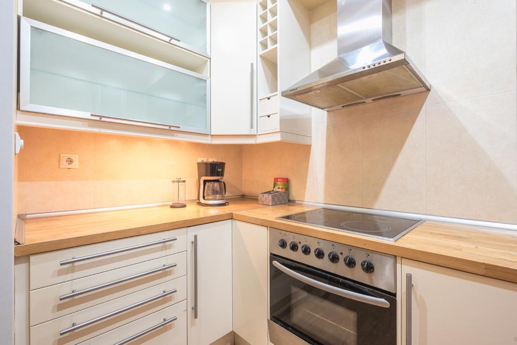 Pame Rentals - Entire Apartment With Free Parking Αθήνα Εξωτερικό φωτογραφία